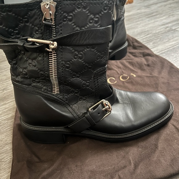 Women’s GUCCI All Black Leather GG Riding Boots Euro Size 40. Worn 5X @Most - Picture 3 of 7